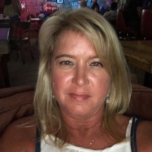 Meet your Posher, Mindi